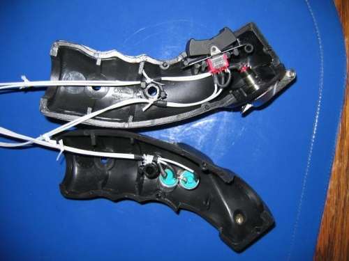 Pilot handgrip wired