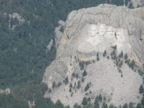 Flying over Mt Rushmore