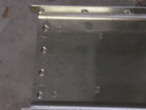 Countersunk spar to allow flush attachmant of elevator horn.