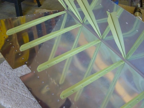 Right elevator stiffeners