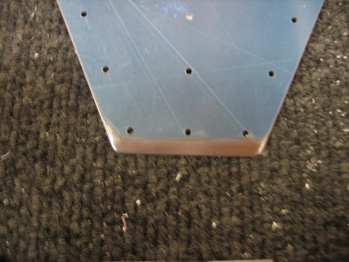 Easing the edge of the top 707 gusset