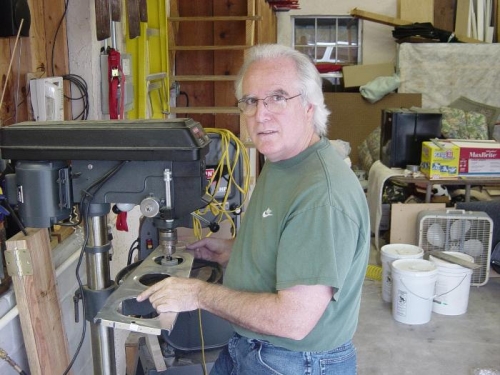 Deburring lightening hole with scotchbrite wheel