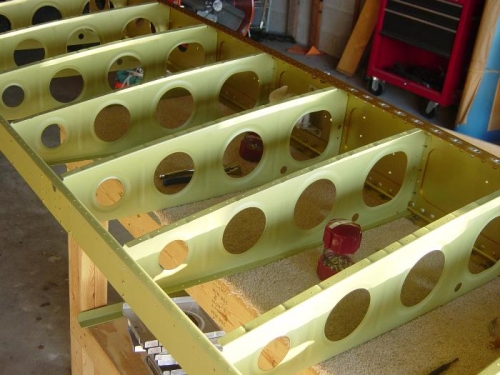 Primed ribs attached to the main and rear spar