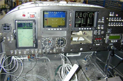Hotted up panel with AvMap & GRT EFIS's powered from ships power