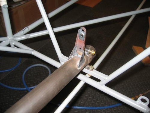 Control torque tube rear attachment