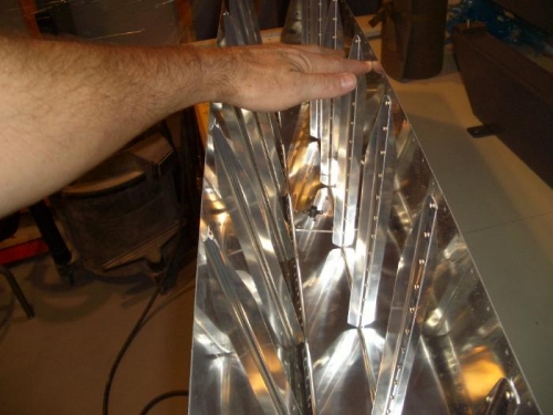 Top & Bottom Stiffeners Riveted