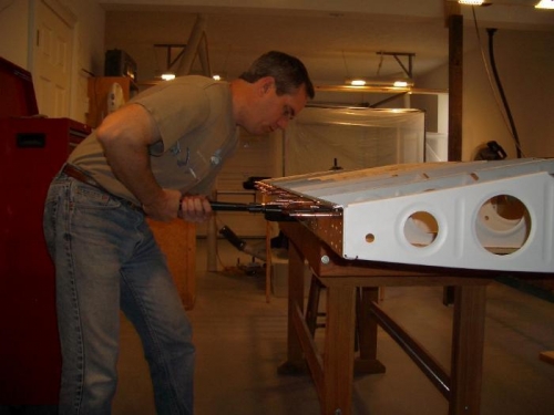 Riveting Right Rear Spar