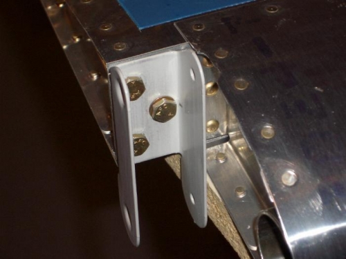Inboard Hinge Bracket