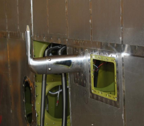 Installed pitot tube.