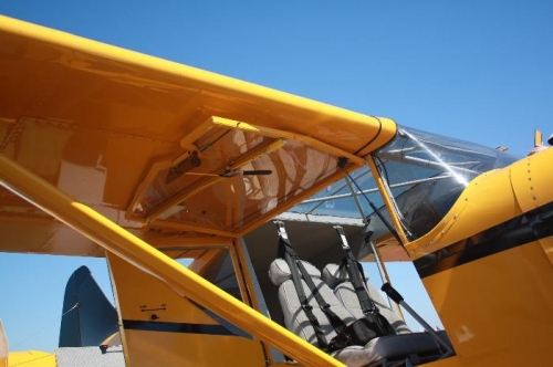 Bearhawk on floats.