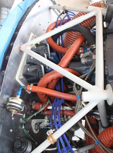 Top View, Pressure Housing center.