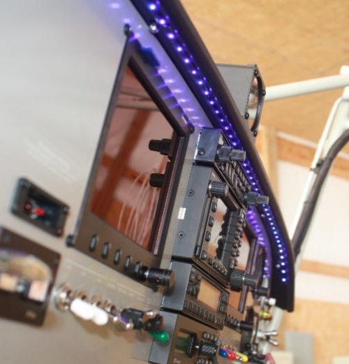 Glareshield light strip.