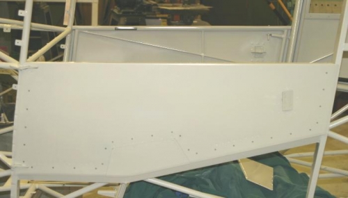 Outer view showing mouse door and vent