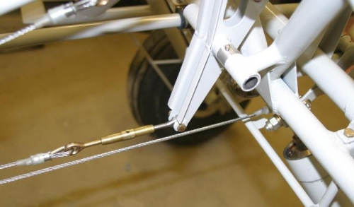 Close fit between bellcrank and flap cable