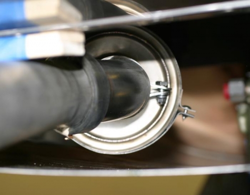 Less than 1/2 inch of clearance between cowl and mounts