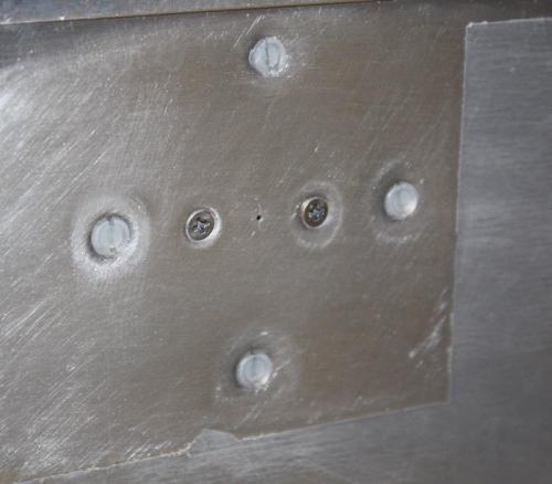 Bottom wing AOA port.