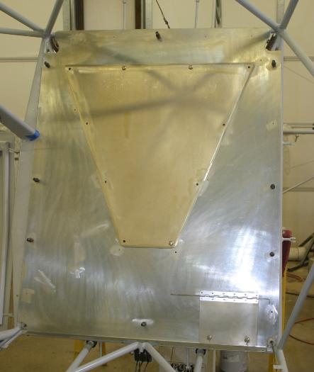 Cargo tube door closed