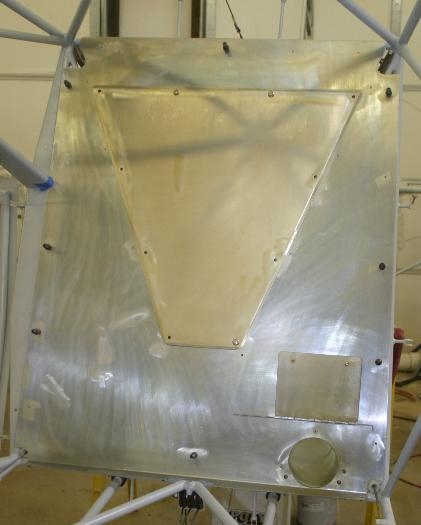 Cargo tube door open