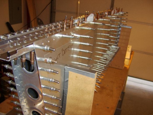 Center 'end' with the angled ribs