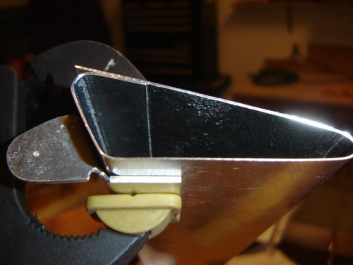 Horn Fit to Trim Tab