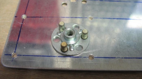 Closeup of the threaded socket