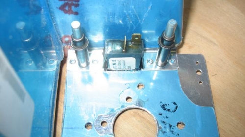 Fuel pump switch, inside view