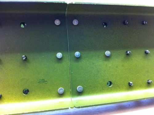 First rivets in the airplane (fwd spar)