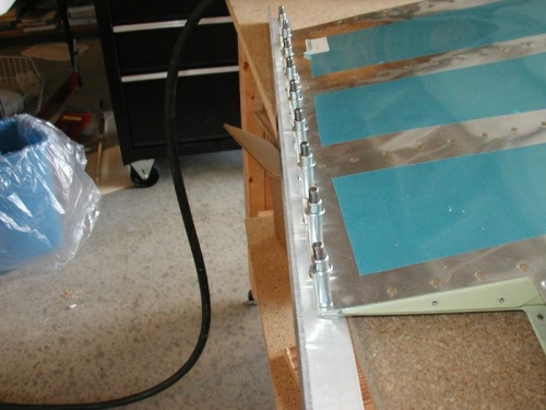 Edge attached to angle aluminum