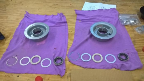 Wheel halves with bearings