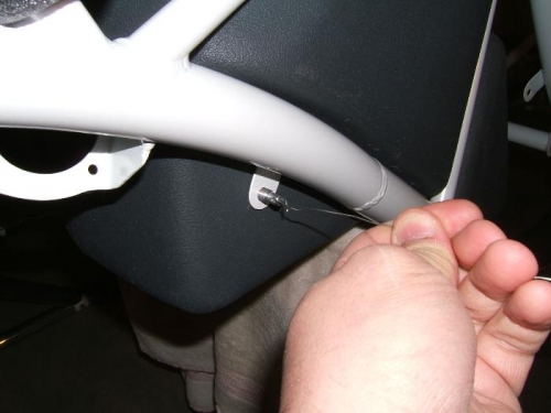 Pulling tank mount bolt