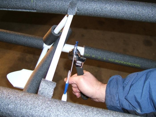 Aligning front carrier mount