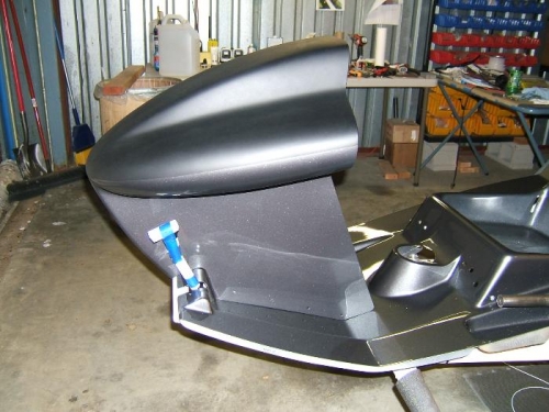 Flat black on the top of the pod to reduce glare