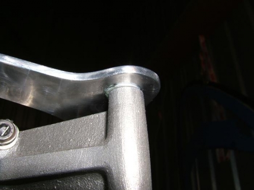 Delrin wear washer on slider scissor