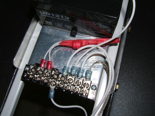 Aux battery charge jumper installed