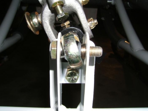 Ball joint is limiting L/R travel