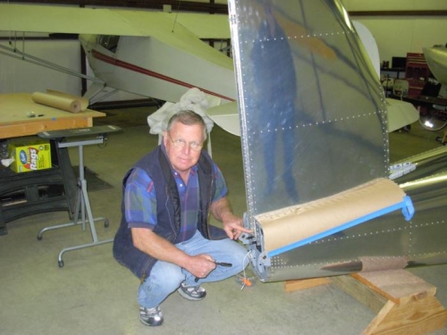 Attaching the vertical stabilizer