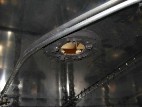 Clips in fuel return line