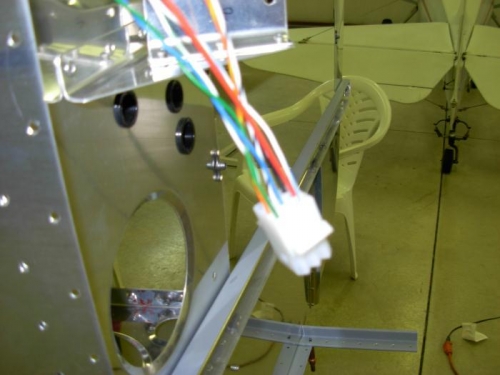 Auto pilot servo wiring