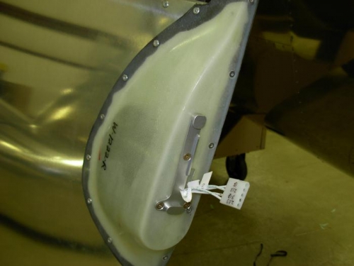 Right wing after revision on wiring