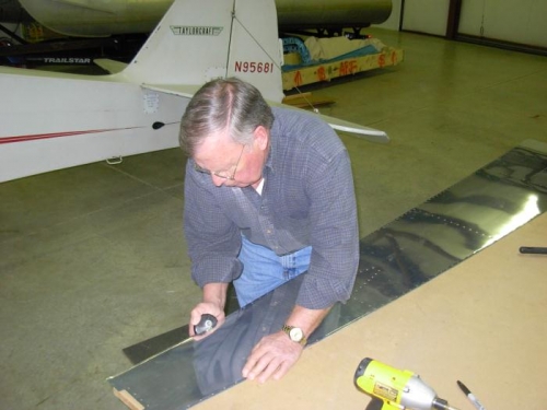 Deburring tail cone skins