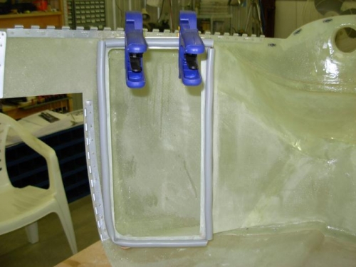 Completed bonding seals to cowl duct interface