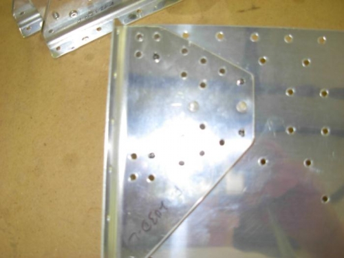 Riveting on bulkhead