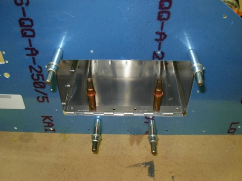 Fabricated box hinge