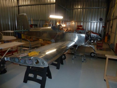 Right wing installed