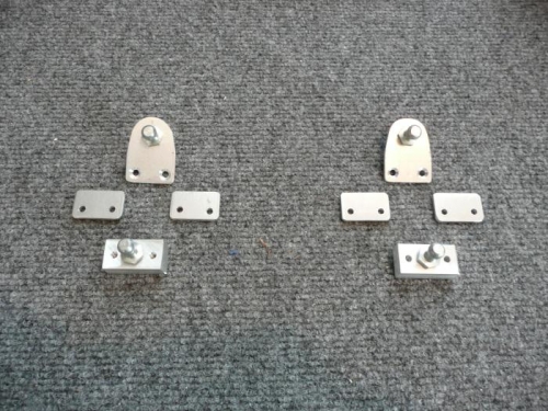 Gas strut attaching hardware