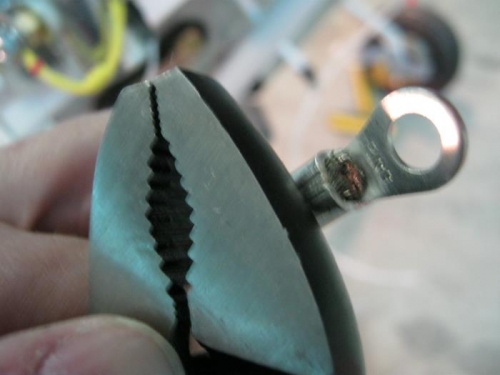 The improvised crimp tool and the crimp