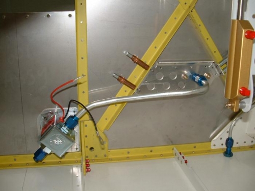 Fuel pump to gascolator line