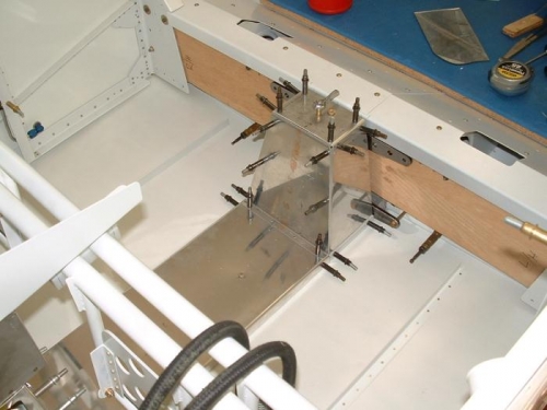 Selector valve/tunnel cover