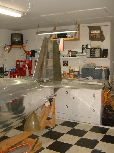 Tail surfaces mounted to fuselage.