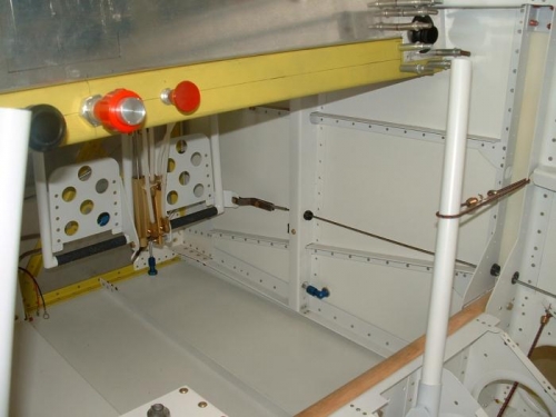 R/H control cable attached to rudder pedal.